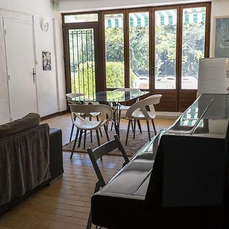 Charmant Rez De Villa Climatise Renove, 90M2 Avec Parking Cassis Bagian luar foto
