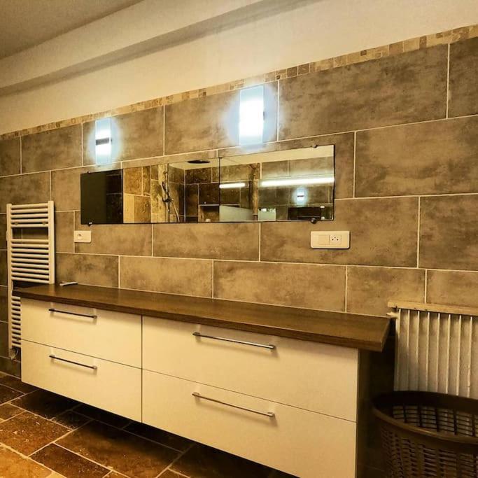 Charmant Rez De Villa Climatise Renove, 90M2 Avec Parking Cassis Bagian luar foto