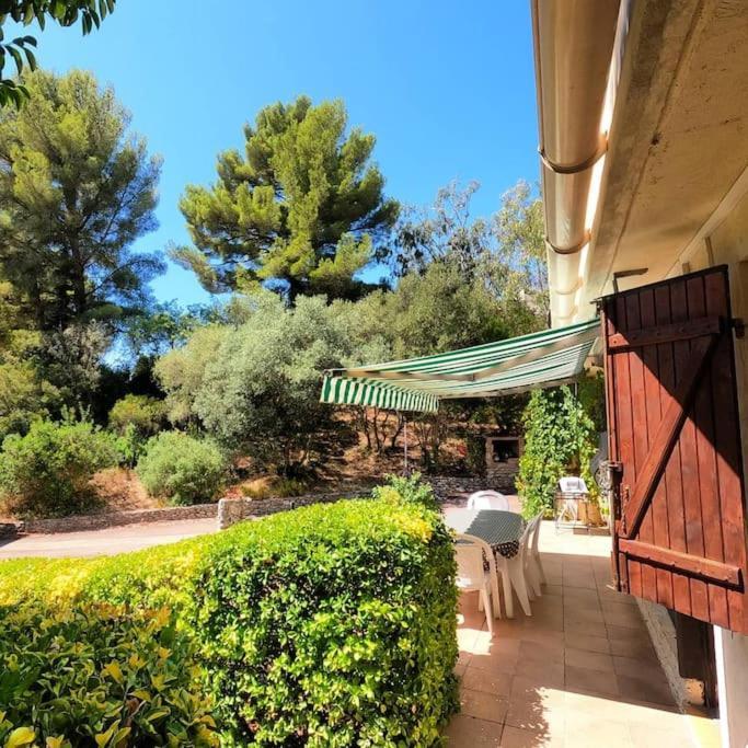 Charmant Rez De Villa Climatise Renove, 90M2 Avec Parking Cassis Bagian luar foto