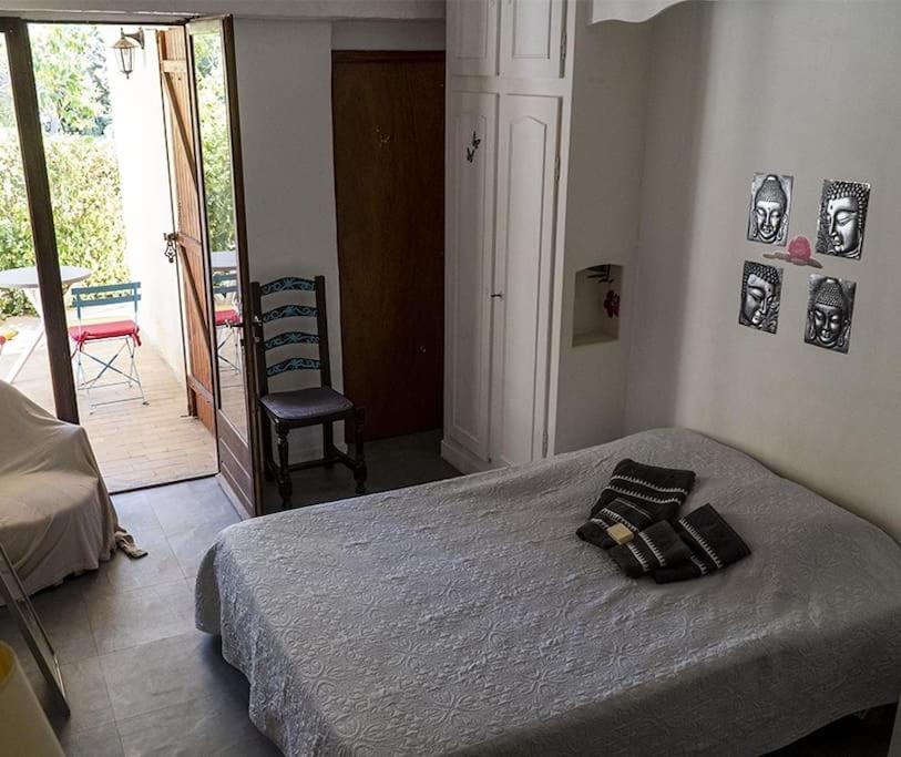 Charmant Rez De Villa Climatise Renove, 90M2 Avec Parking Cassis Bagian luar foto